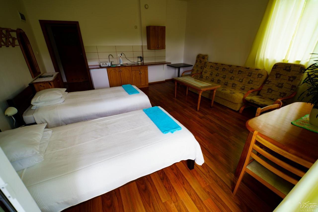 Isaan Ostrzyce Guest House ภายนอก รูปภาพ