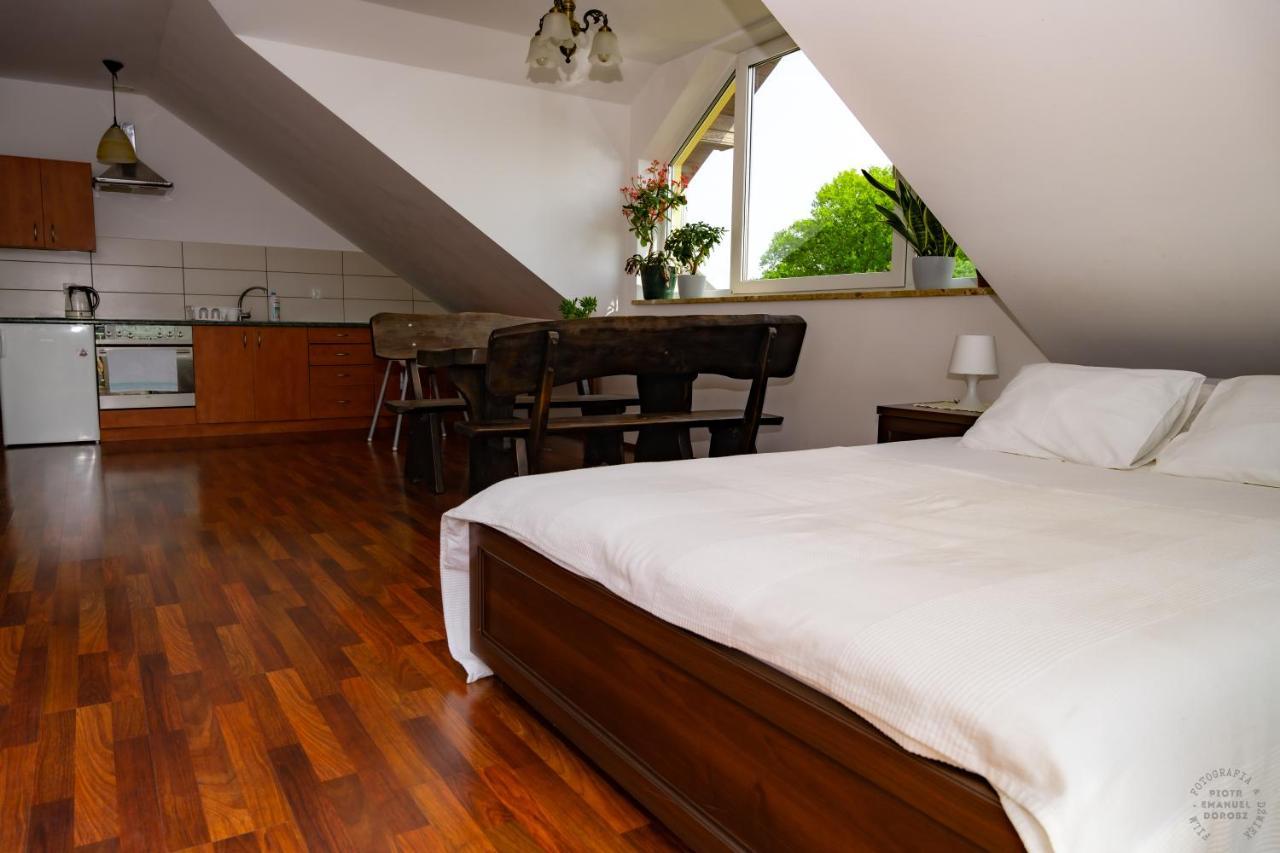 Isaan Ostrzyce Guest House ภายนอก รูปภาพ